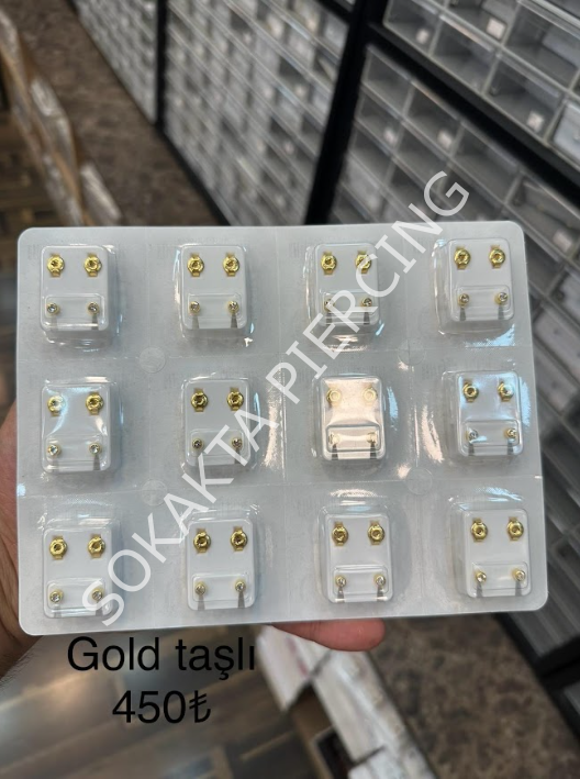 GOLD TAŞLI  İLK DELİM KÜPESİ