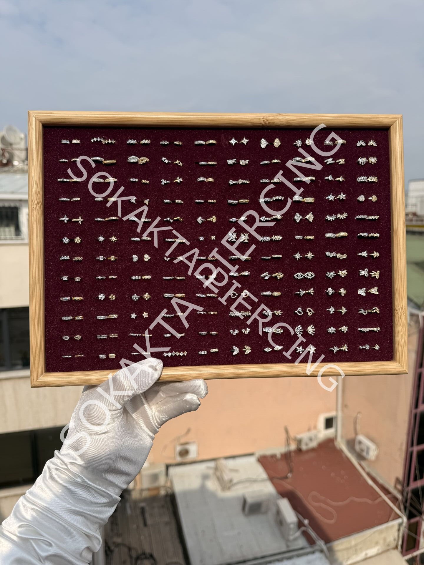 240 LI  BORDO HALKA STANDI