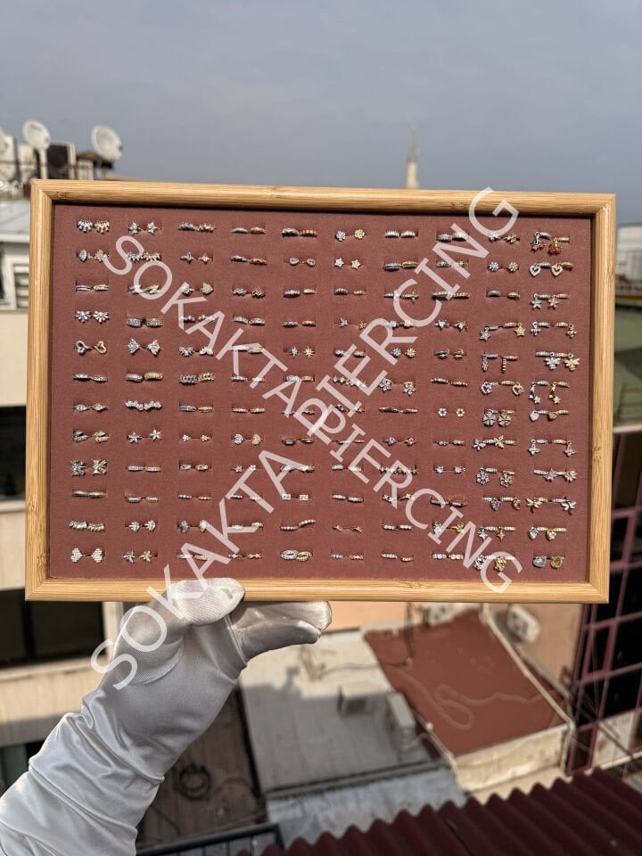 240 LI PEMBE HALKA STANDI