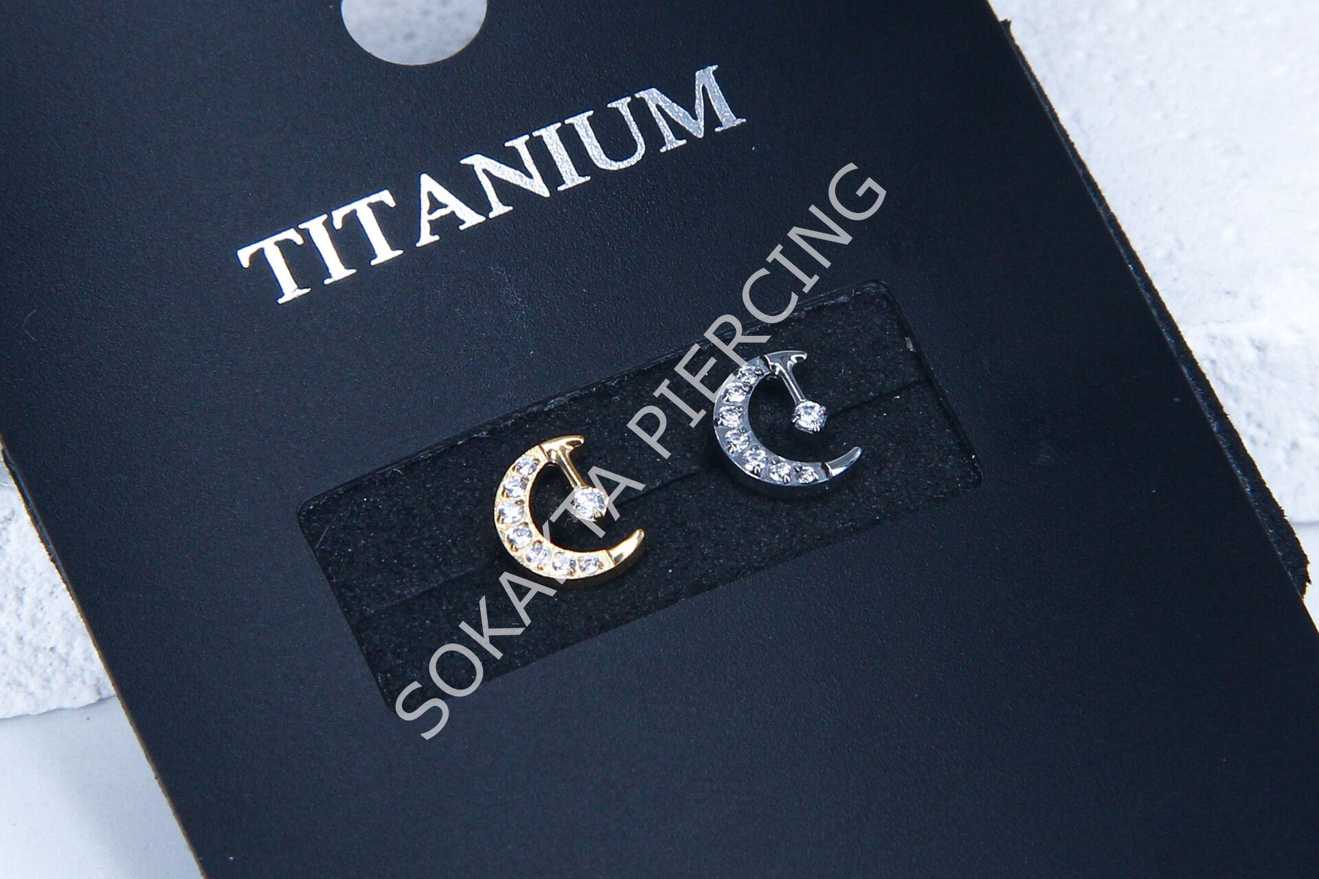 M106 - TITANIUM Gold