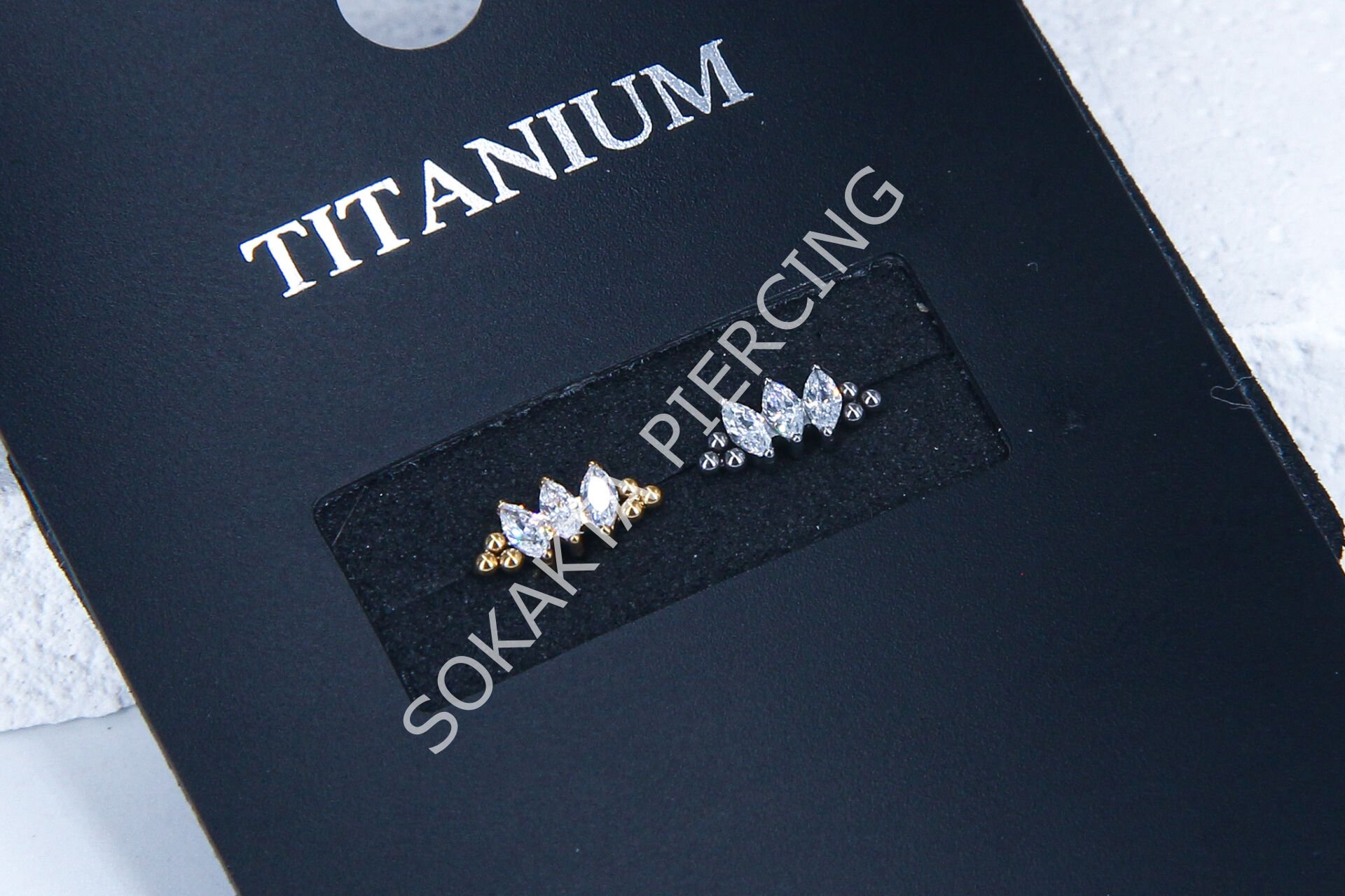 M108 - TITANIUM Silver