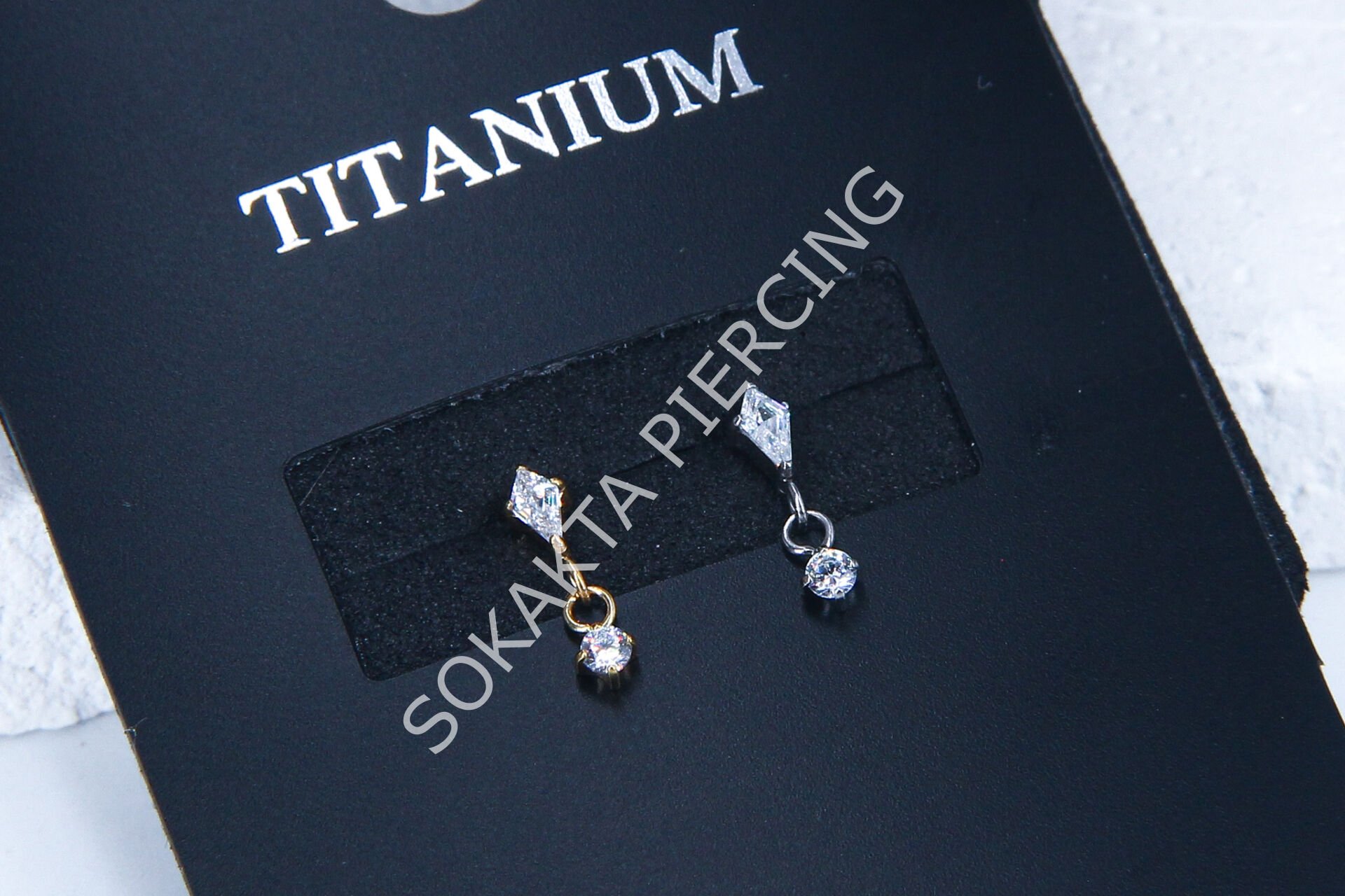 M192 - TITANIUM Silver