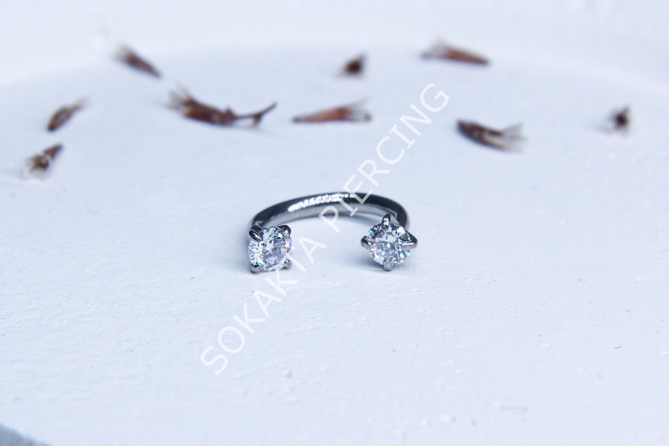 TAŞLI YARIM HALKA PİERCİNG Silver - 10 mm