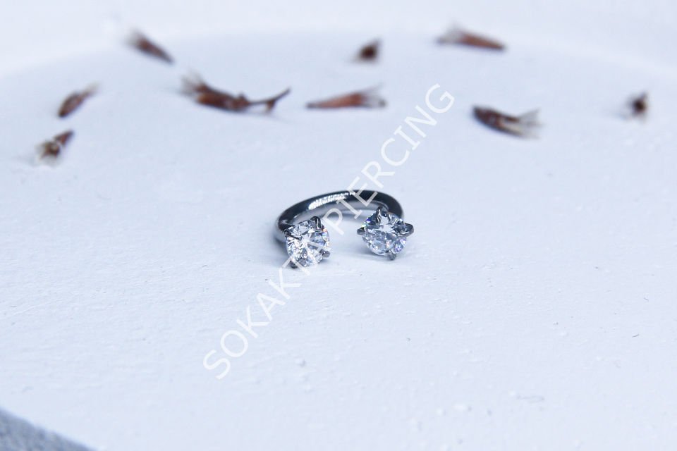 TAŞLI YARIM HALKA PİERCİNG Silver - 10 mm