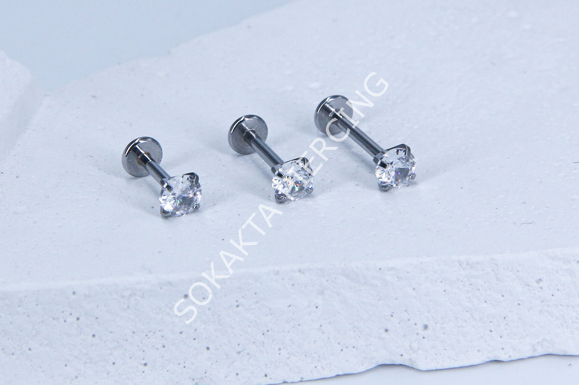 TEK TAŞ ORTA  BAGET PİERCİNG 10 mm