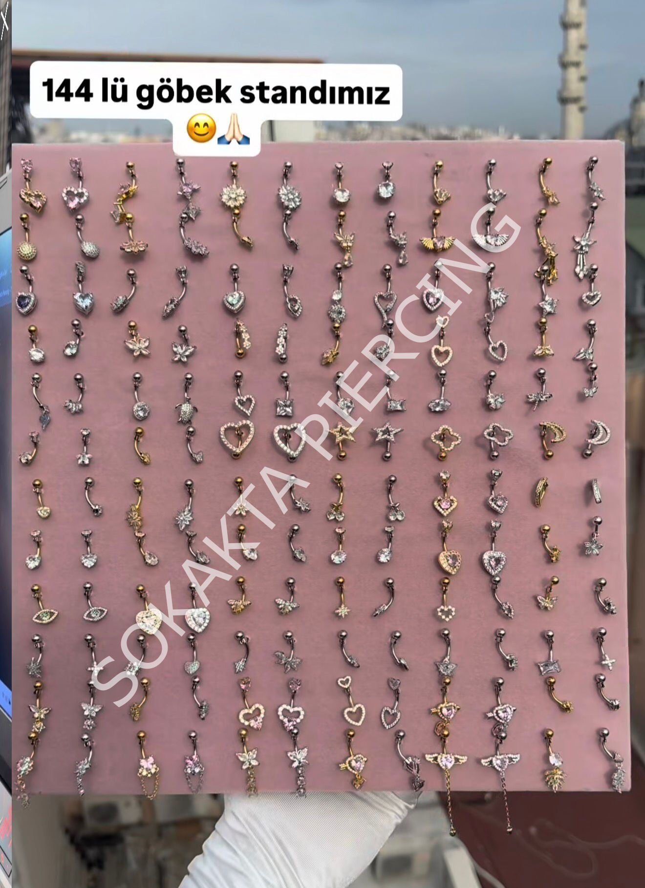 144 ' LÜ GÖBEK STANDI