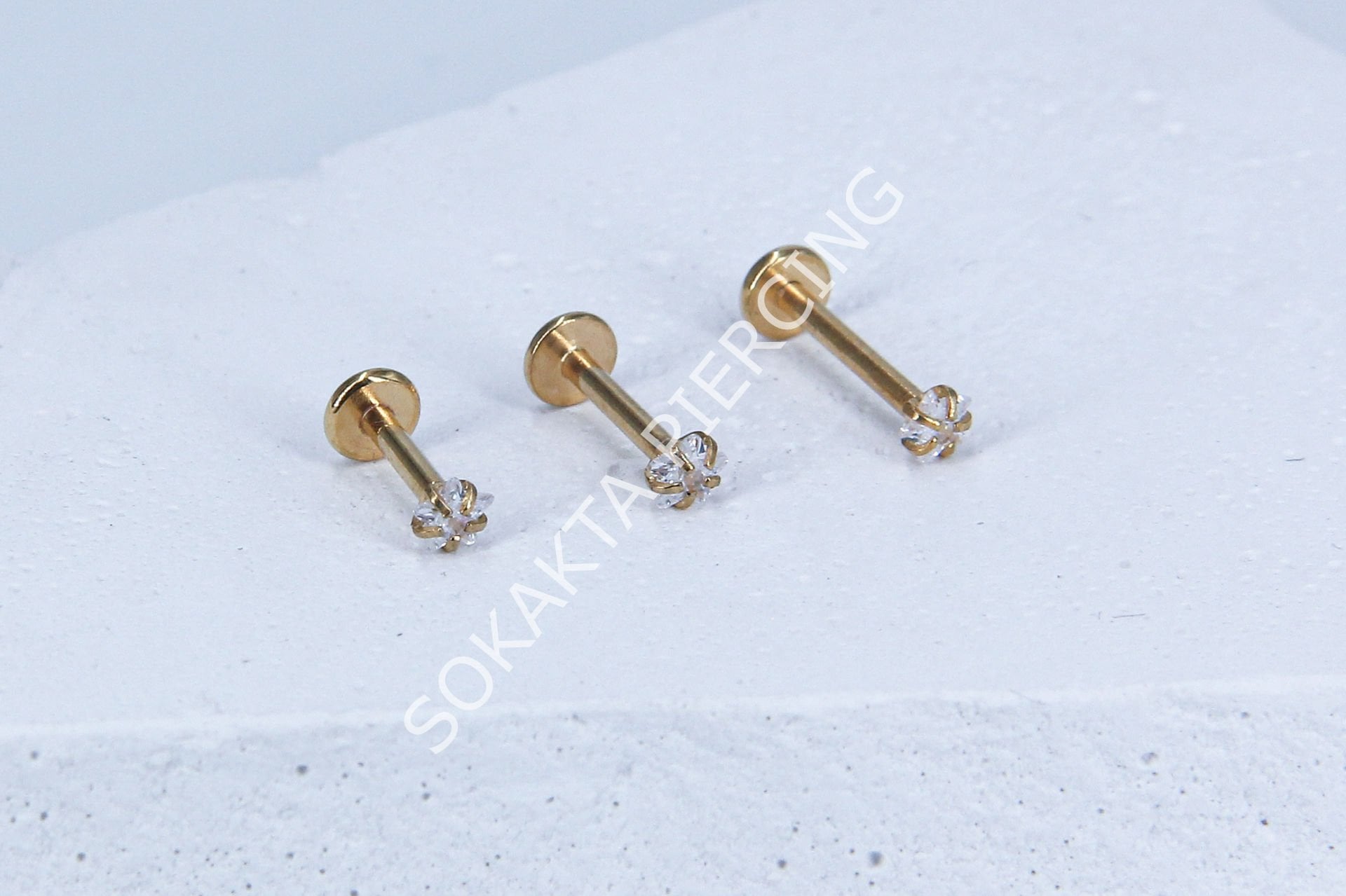 TEK TAŞ KÜÇÜK  YILDIZ PİERCİNG 10 mm