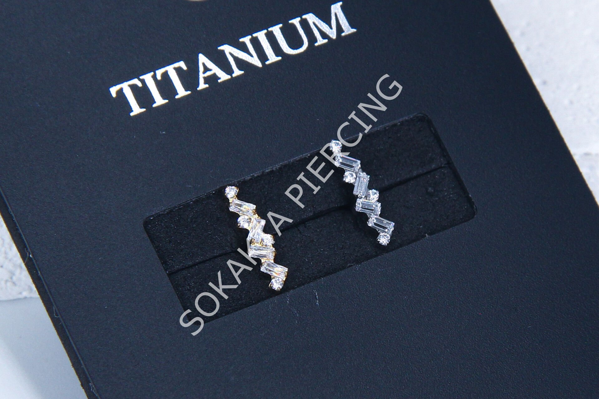 M237 - TITANIUM Silver