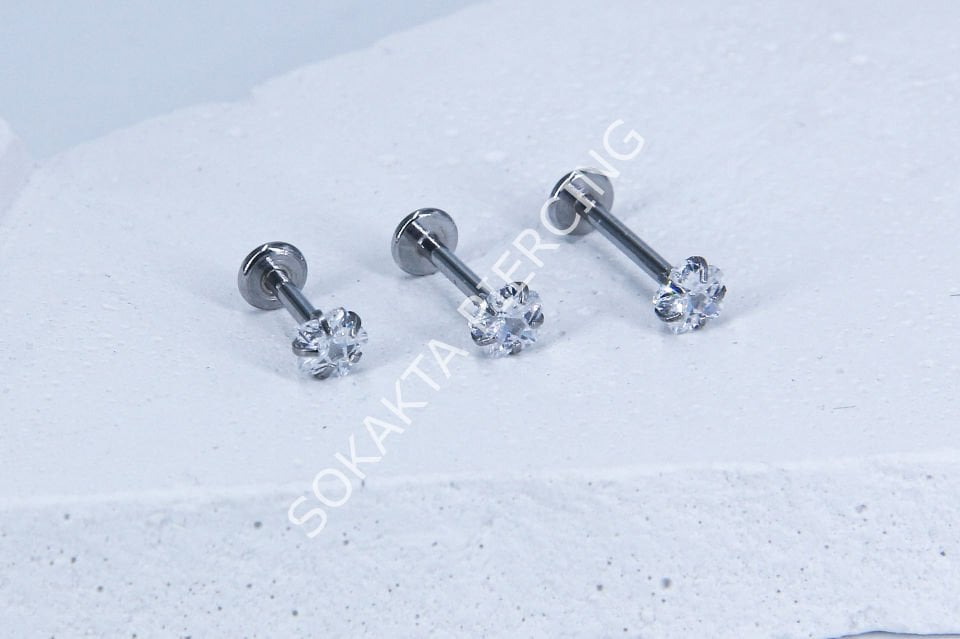 TEK TAŞ BÜYÜK ÇİÇEK PİERCİNG 10 mm