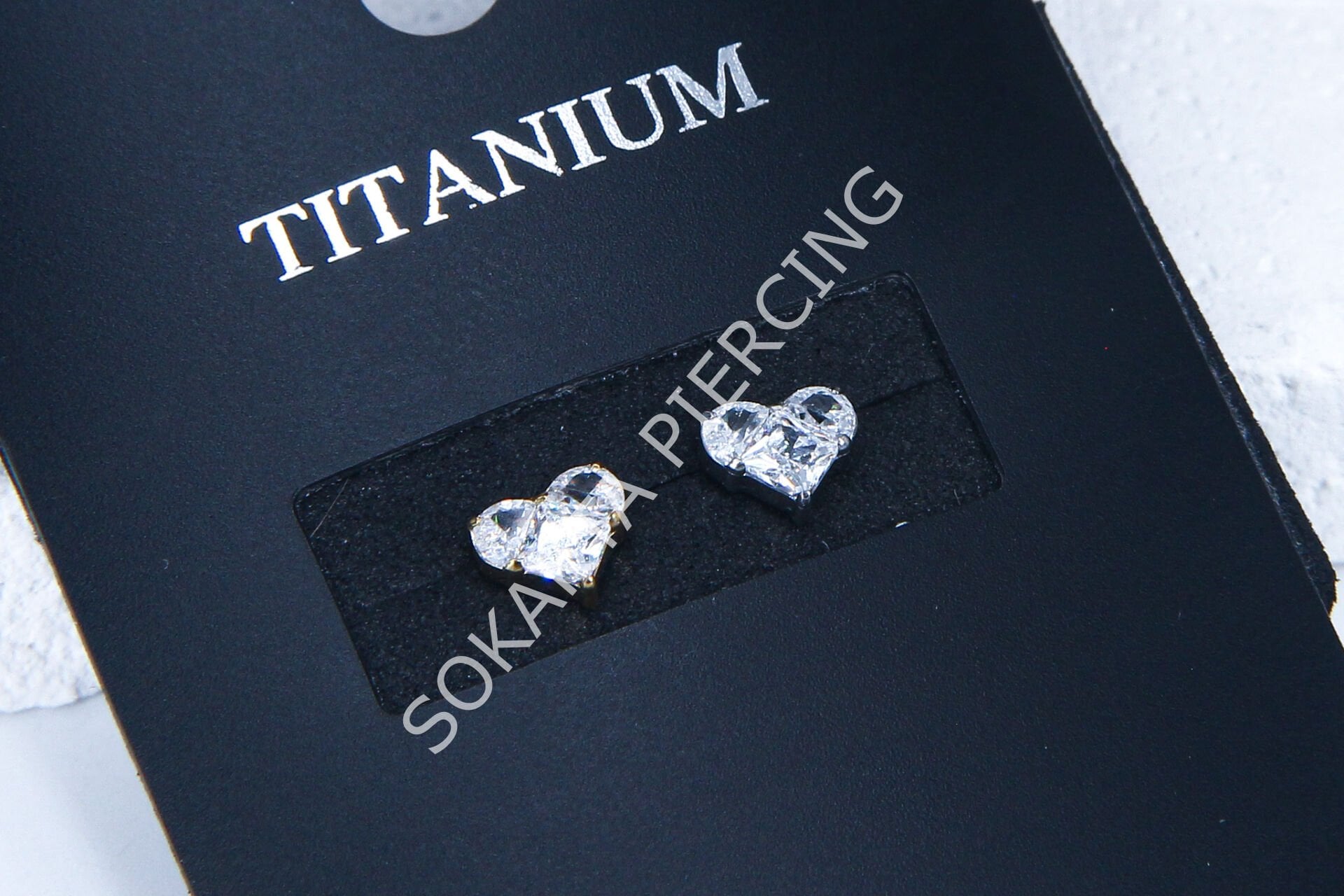 M125-126 - TITANIUM