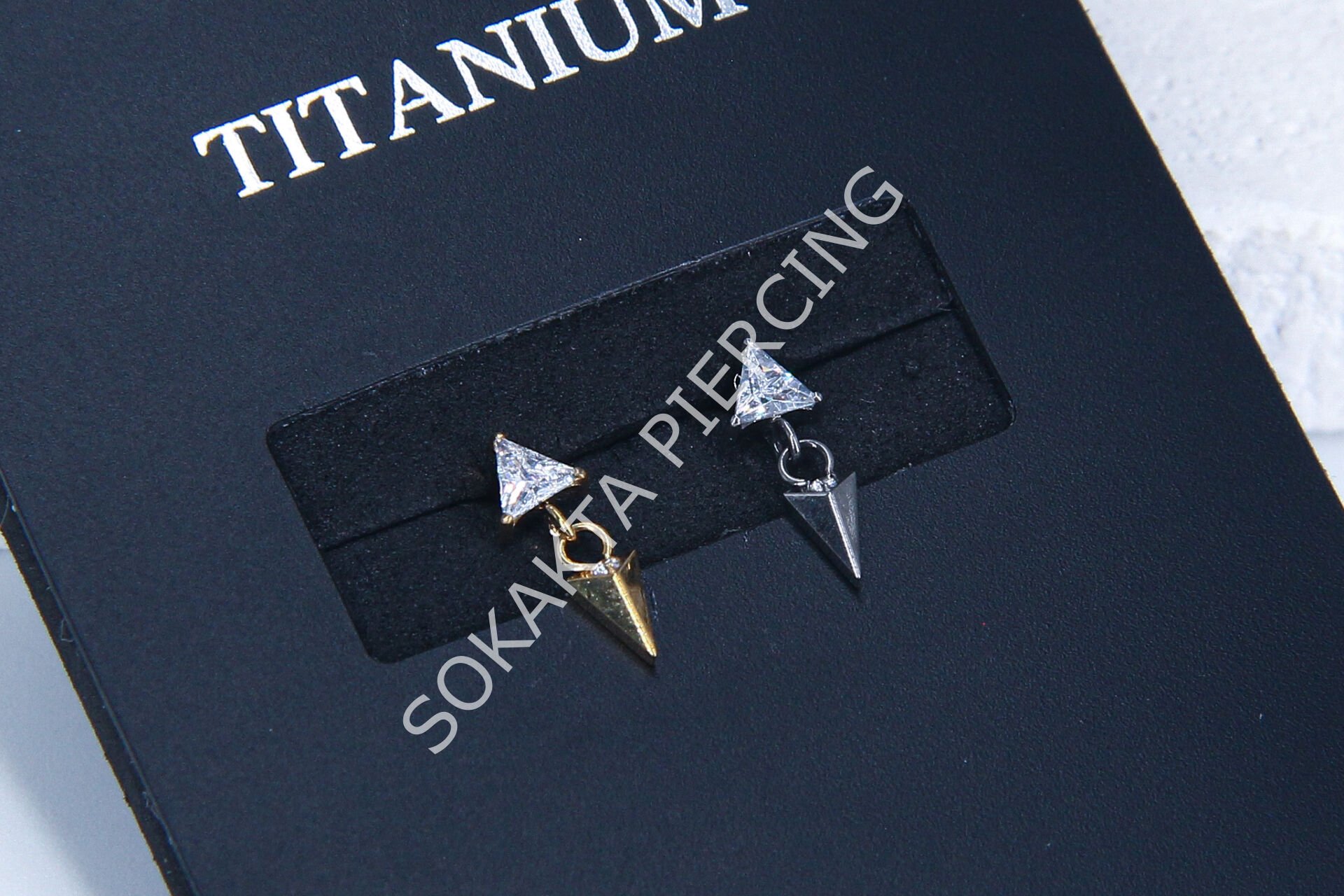 M170 - TITANIUM Silver
