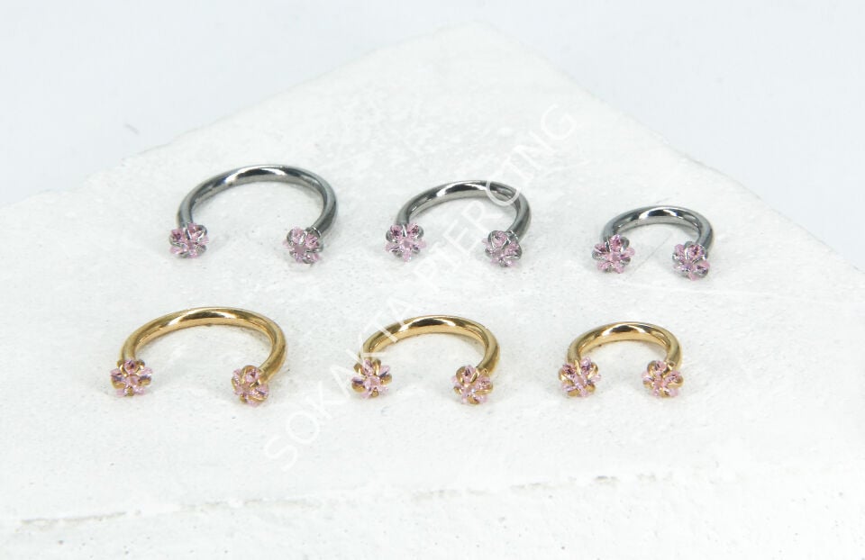PEMBE YILDIZ TAŞLI YARIM HALKA Silver - 10 mm