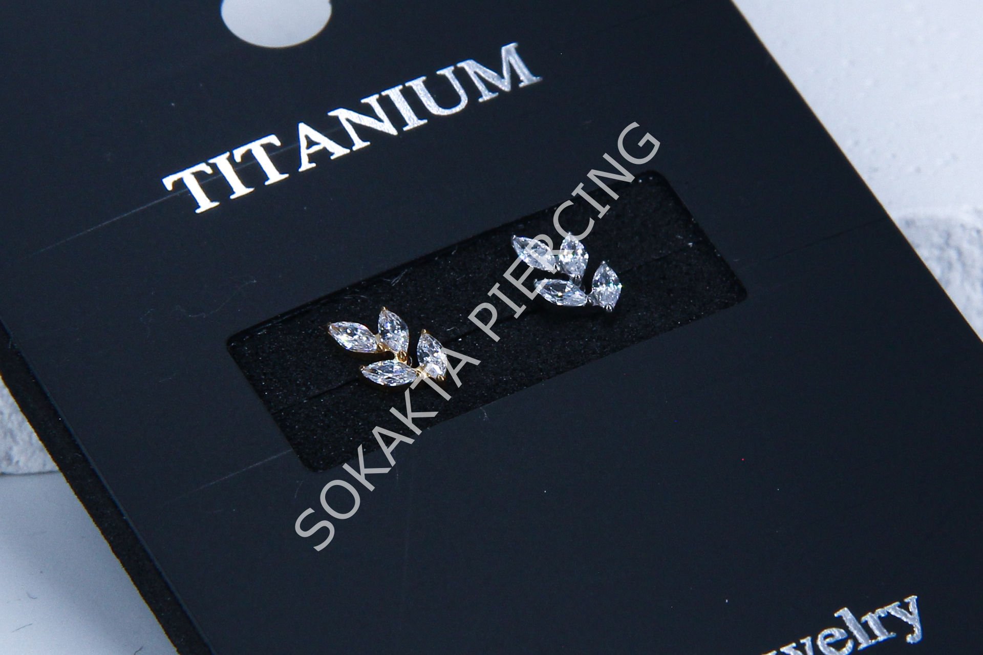 M5-6 - TITANIUM TRAGUS