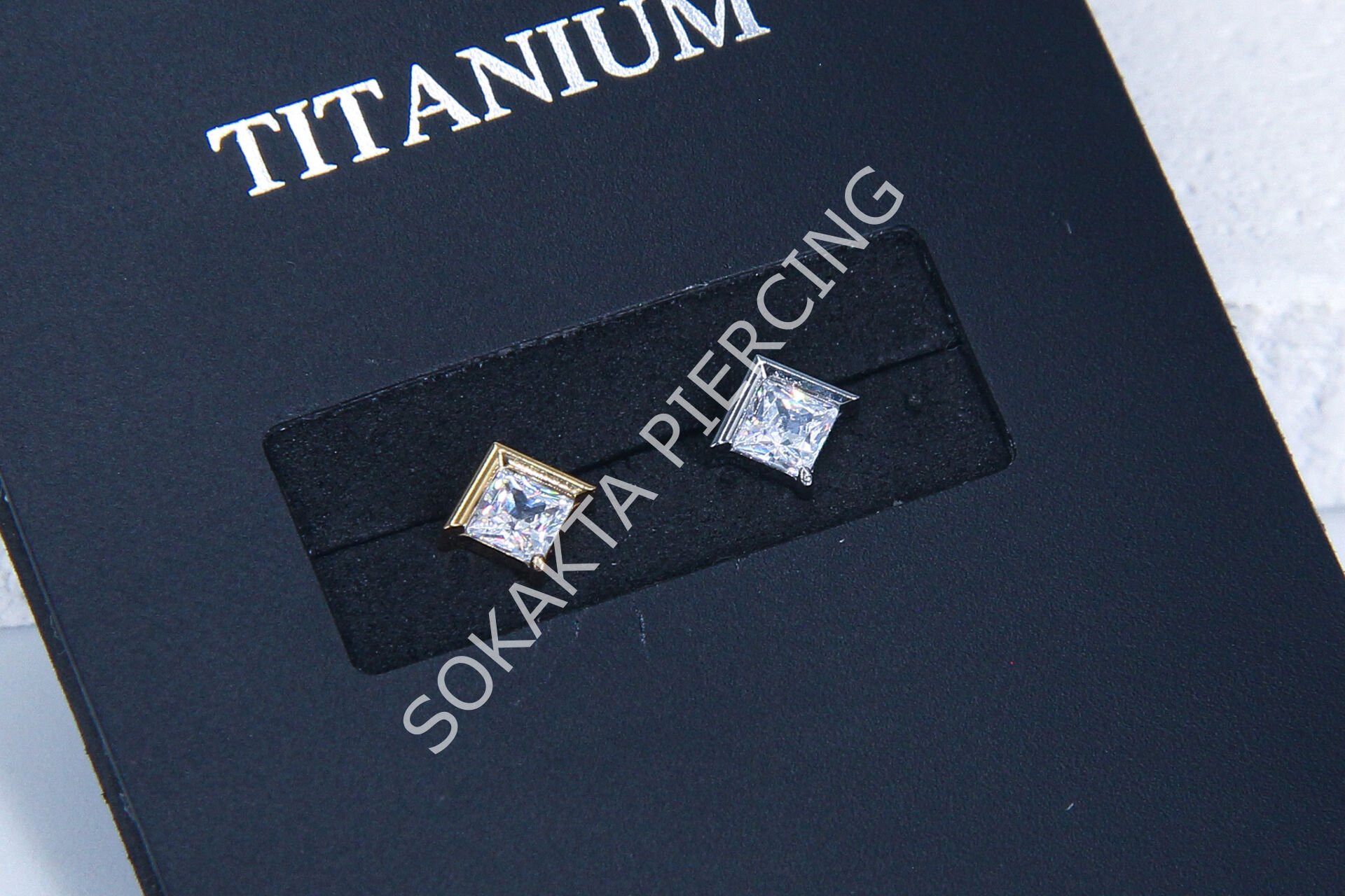 M224- TITANIUM Gold