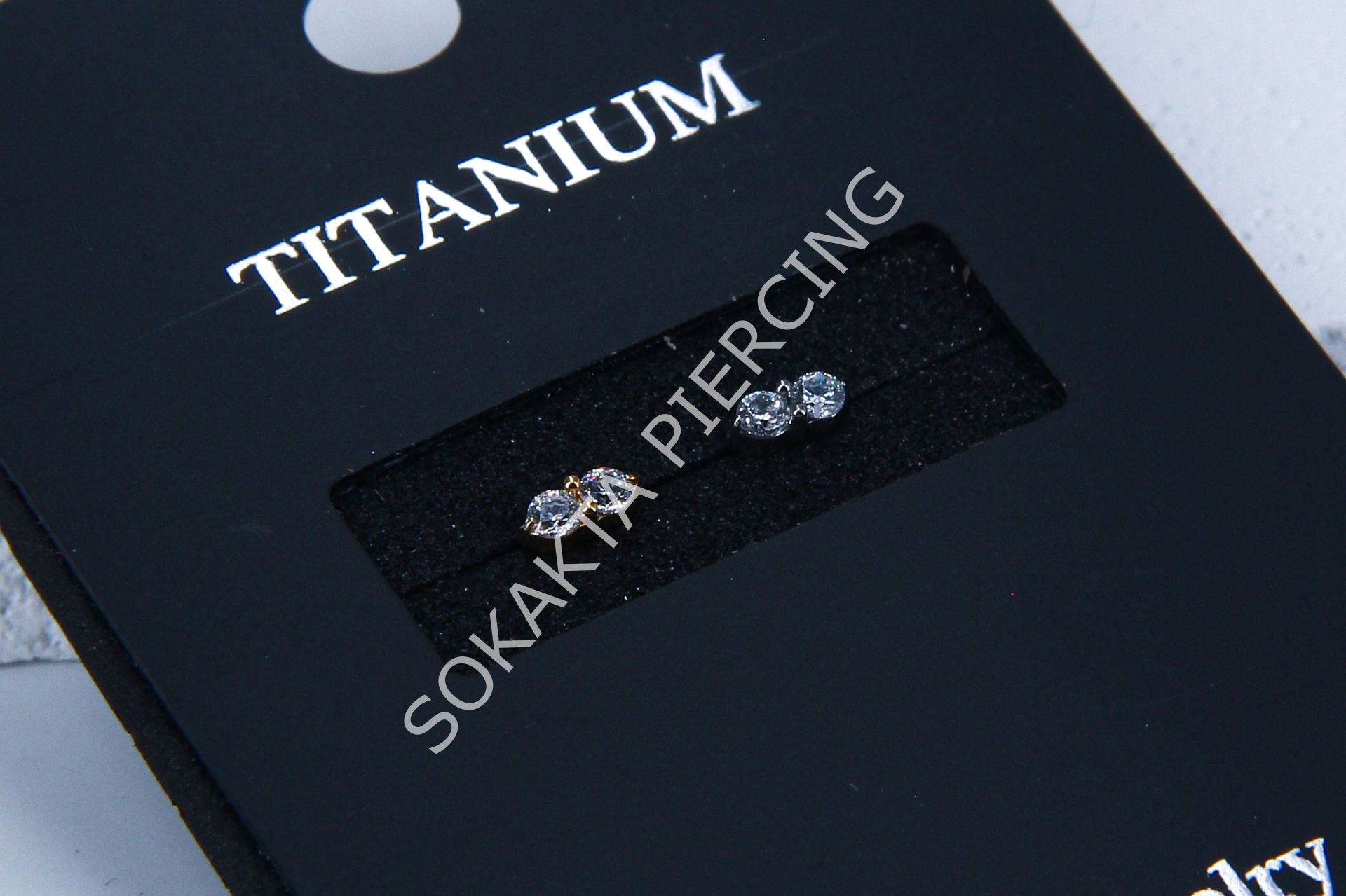 M25-26 - TITANIUM TRAGUS