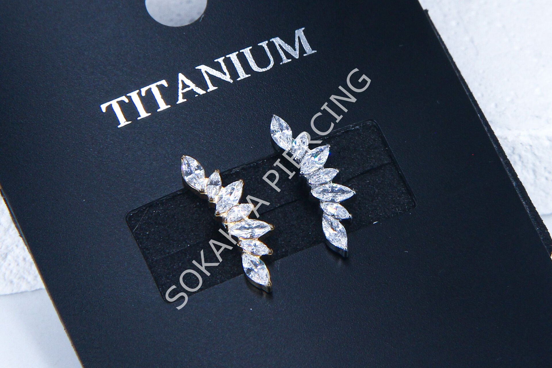 M227 -228 - TITANIUM Silver