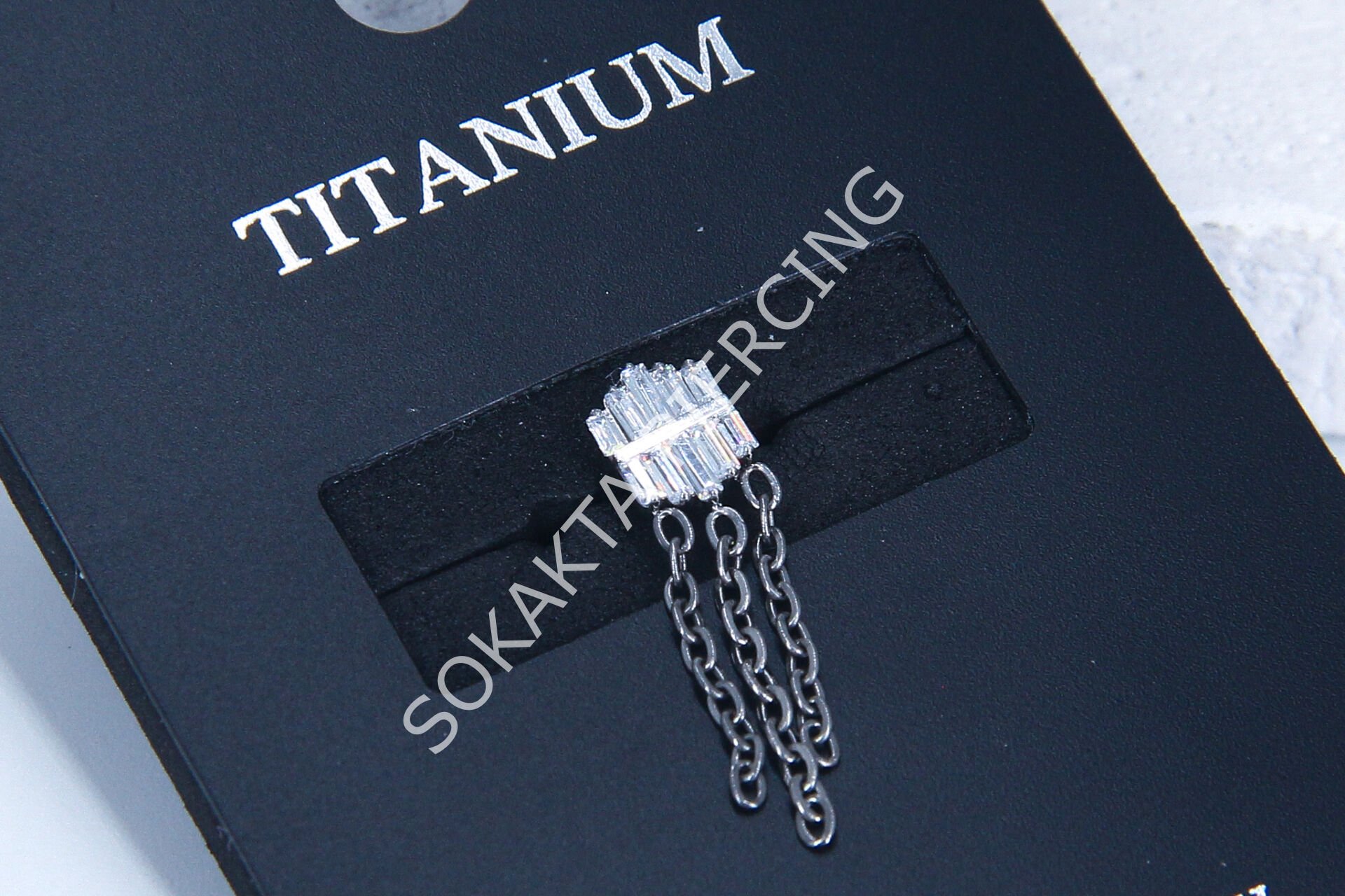 M200 - TITANIUM
