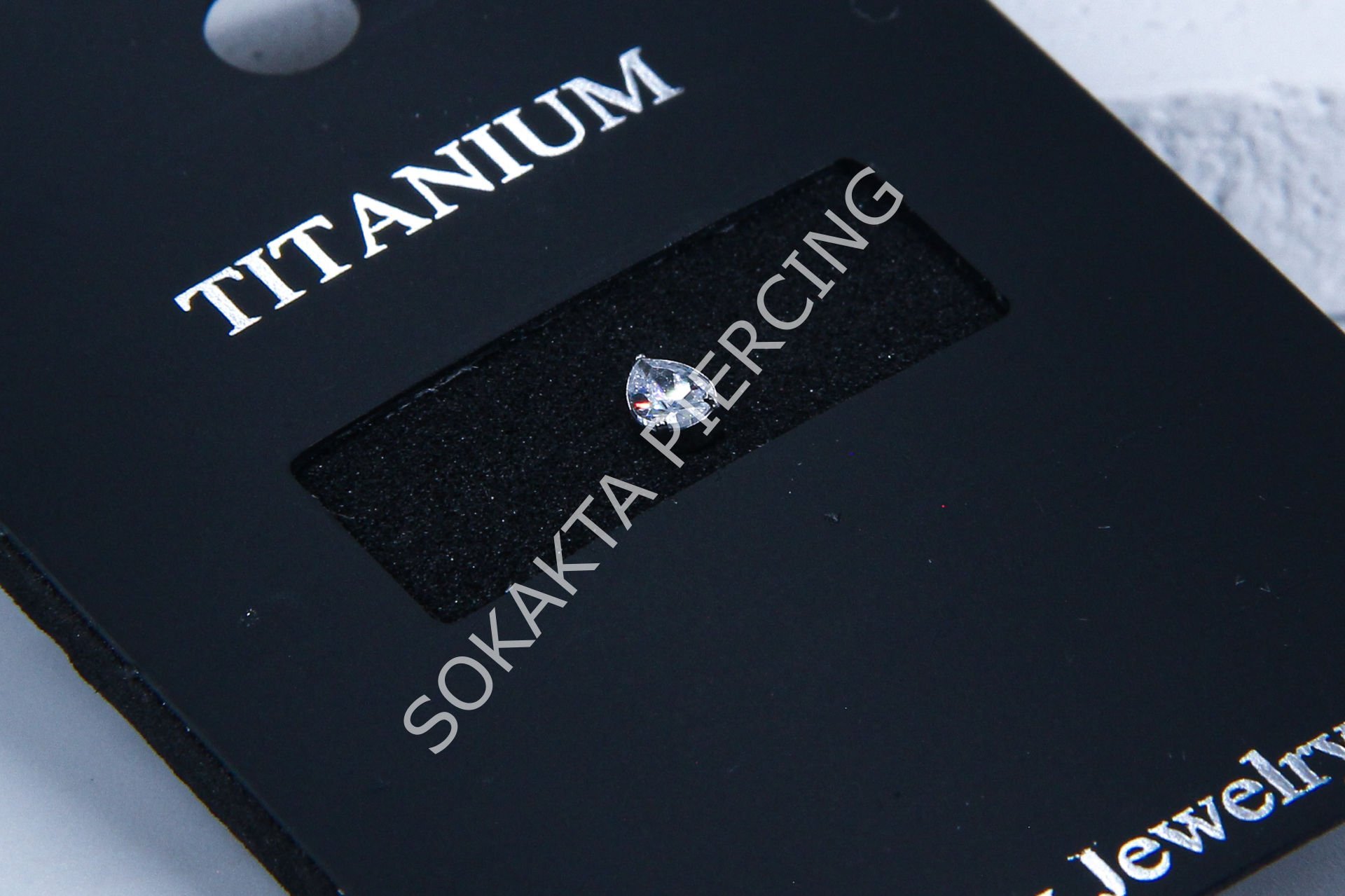 M10 - TITANIUM TRAGUS