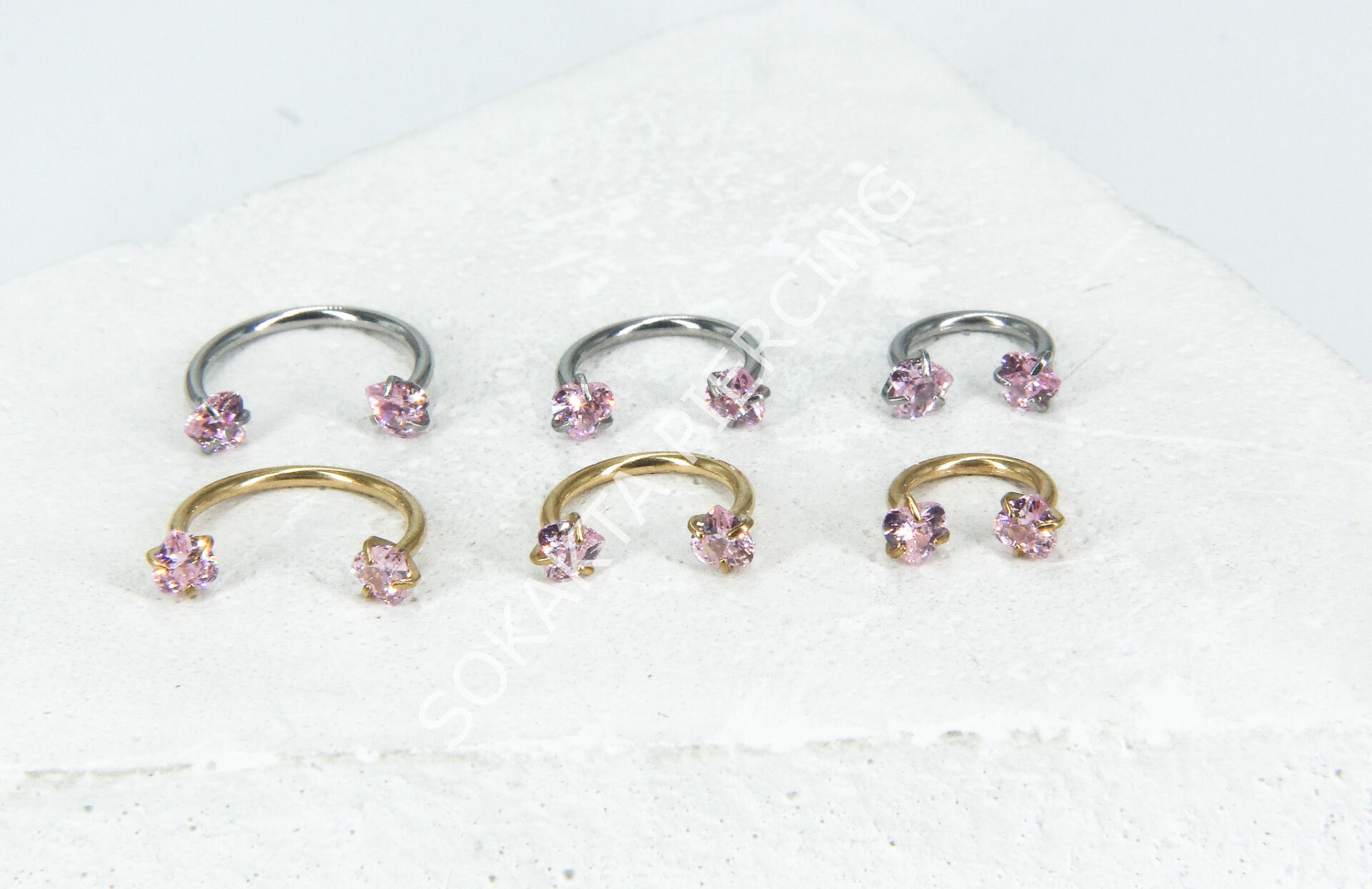PEMBE KALP TAŞLI YARIM HALKA Silver - 10 mm