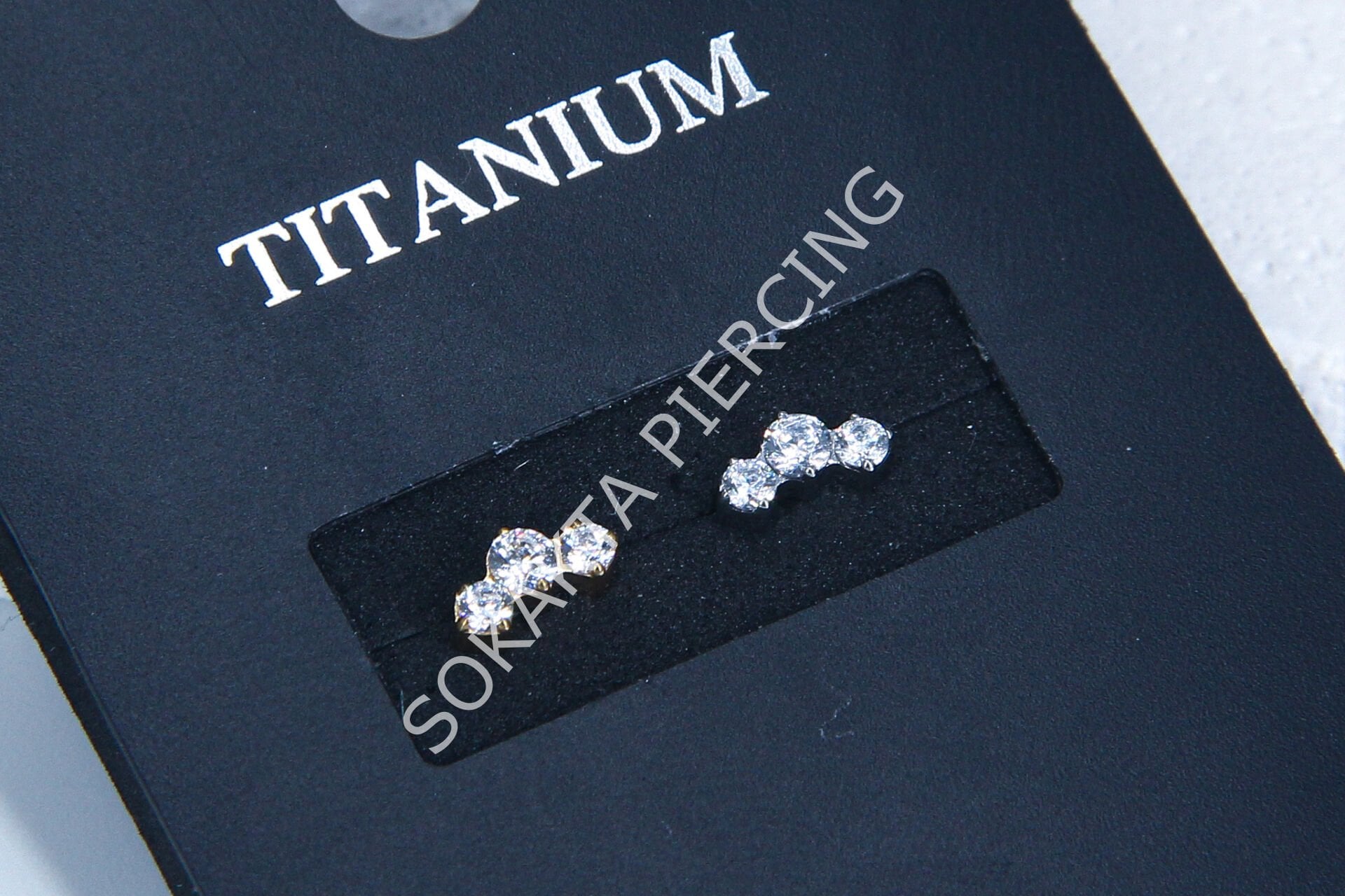 M65 - TITANIUM Silver