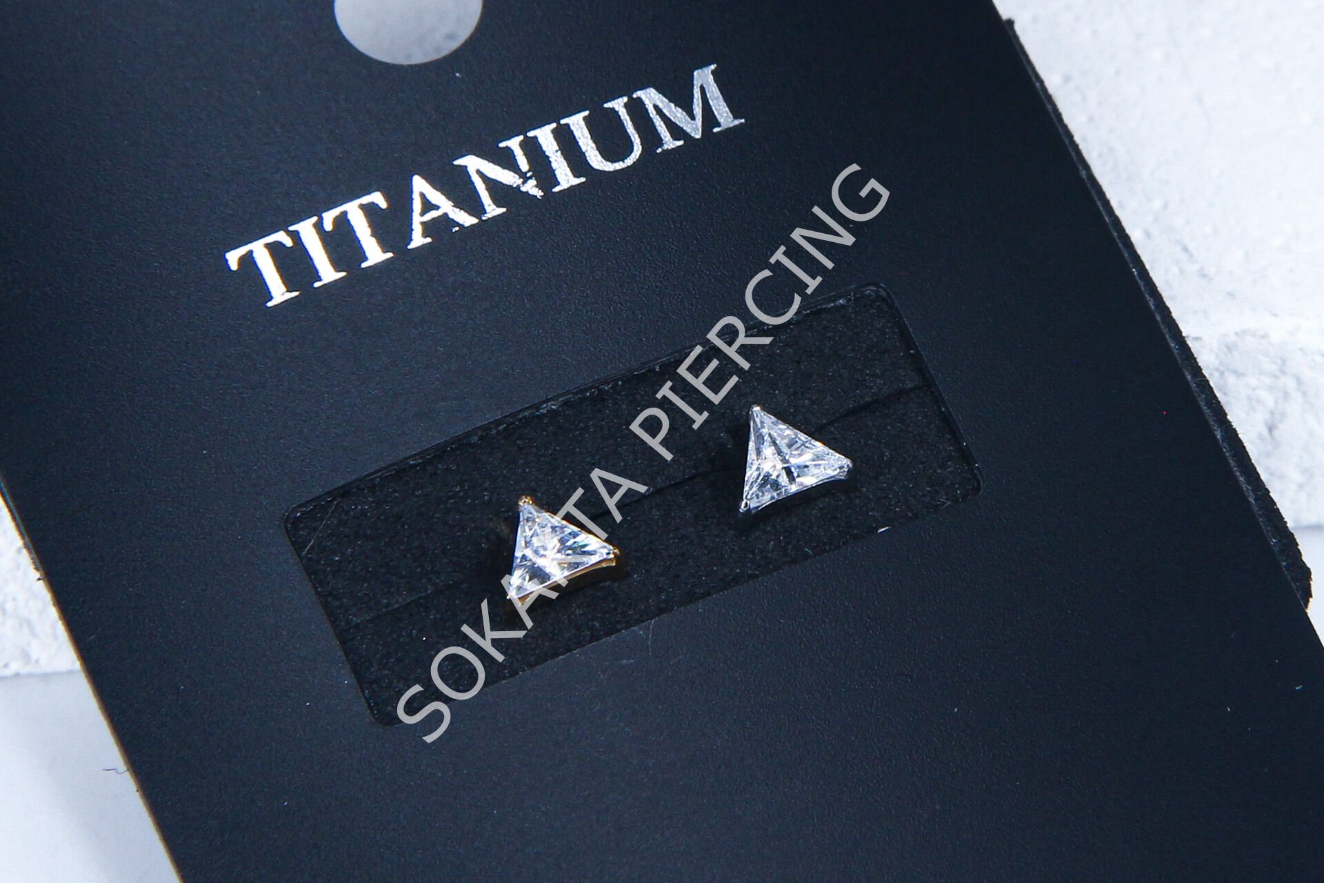 M194 - TITANIUM