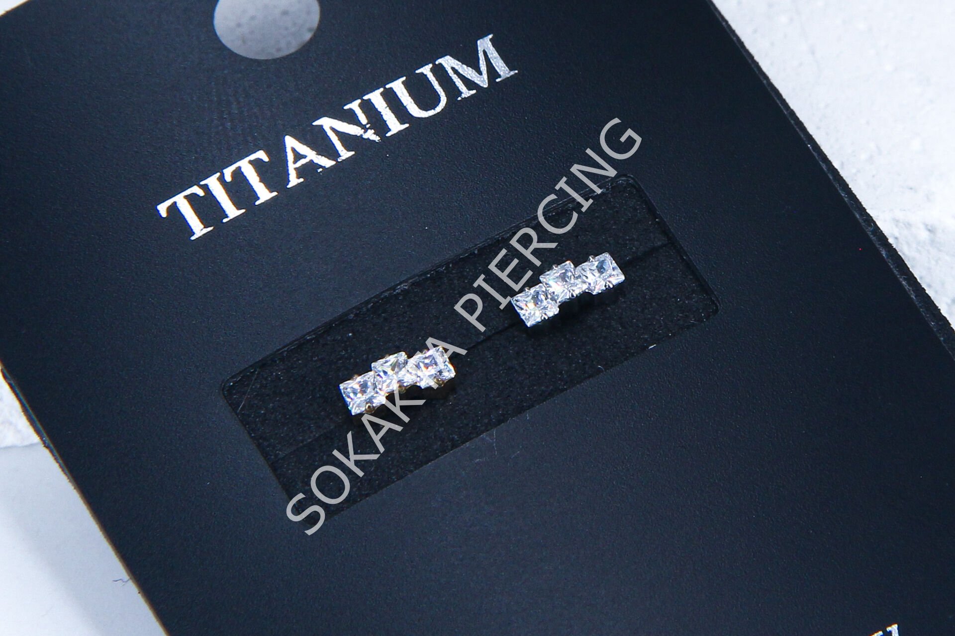 M113 - TITANIUM Silver