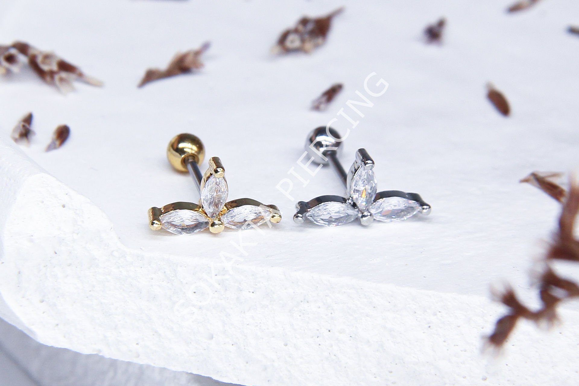 A105 - TRAGUS Silver