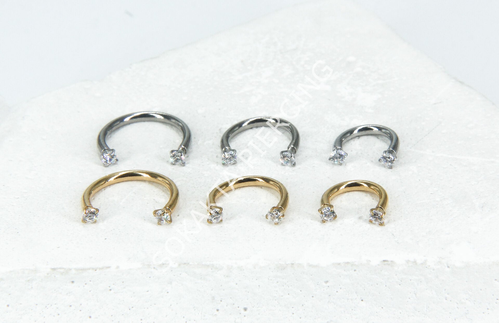 TAŞLI YARIM HALKA Silver - 10 mm