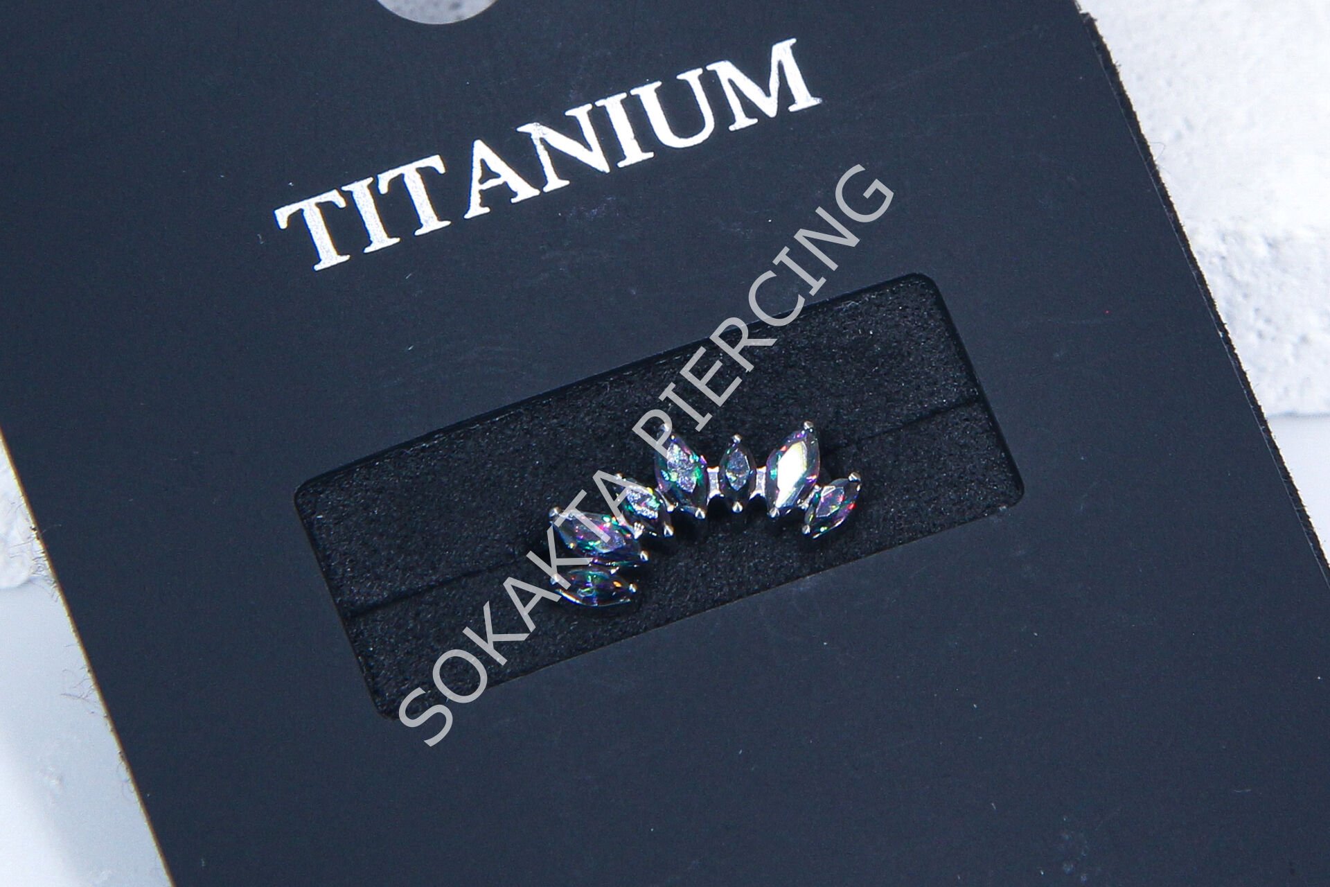 M13 - TITANIUM