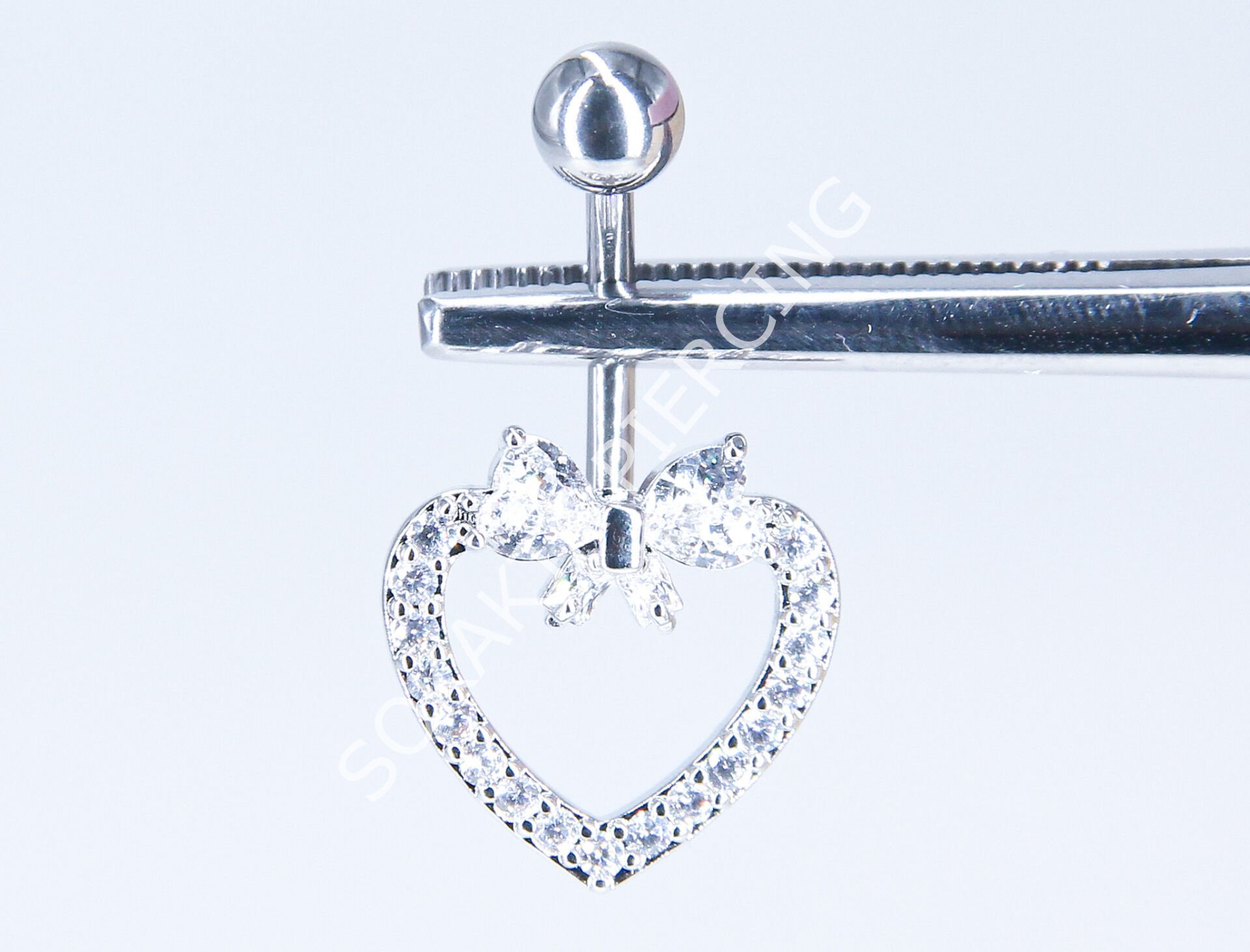 F176 - GÖBEK PİERCİNGİ