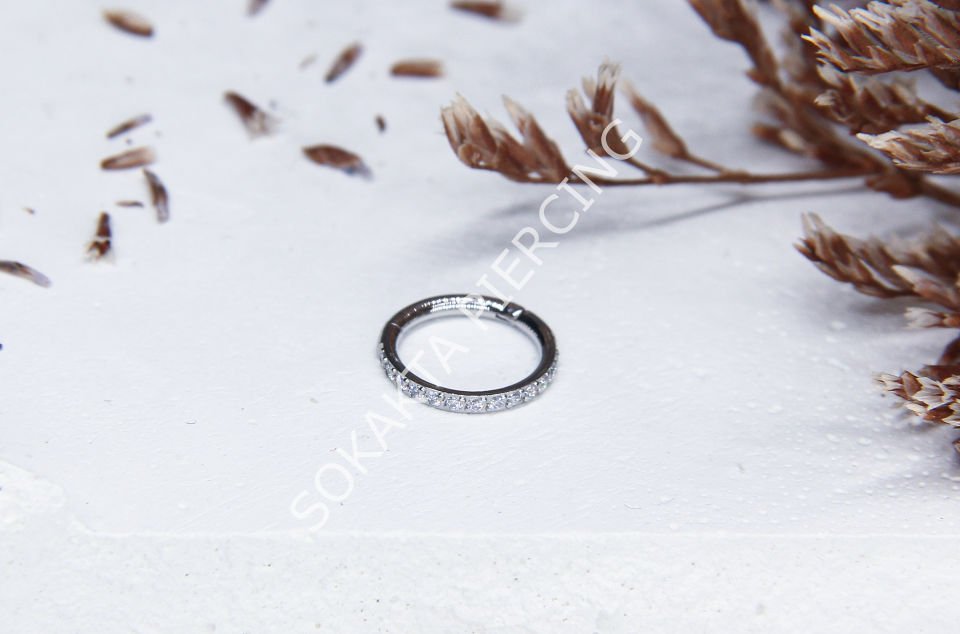 E364 - 8MM SIRALI TAŞ HALKA