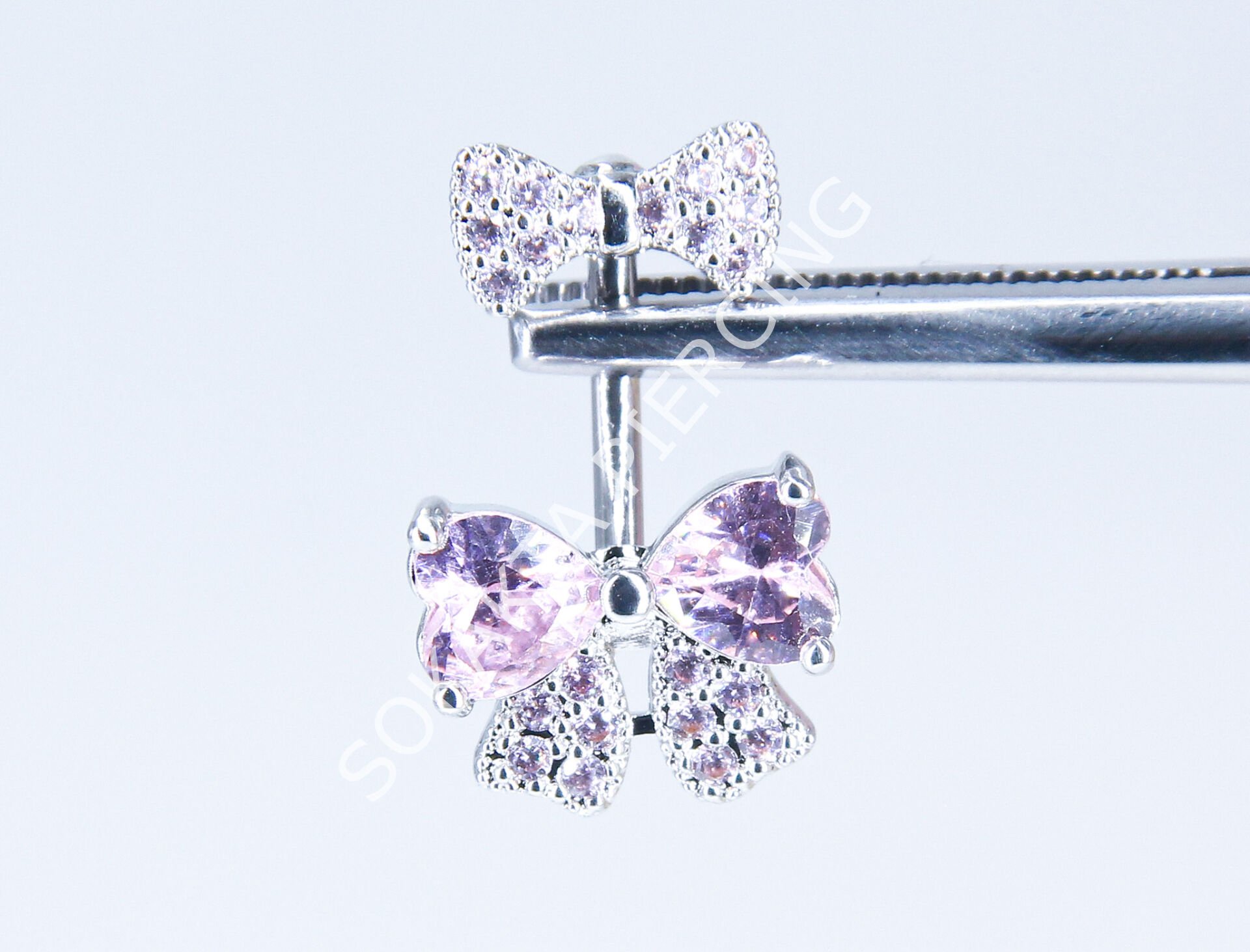 F194 - GÖBEK PİERCİNGİ