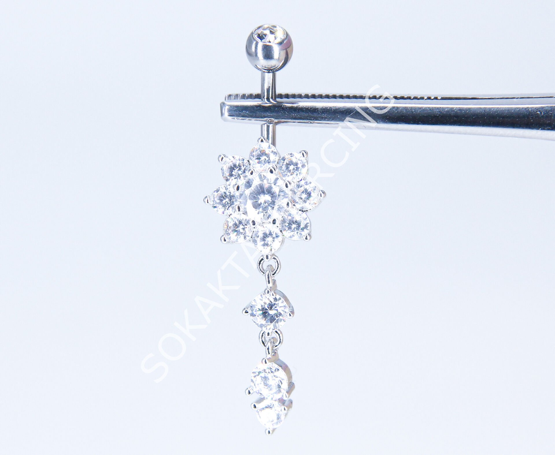 F185 - GÖBEK PİERCİNGİ