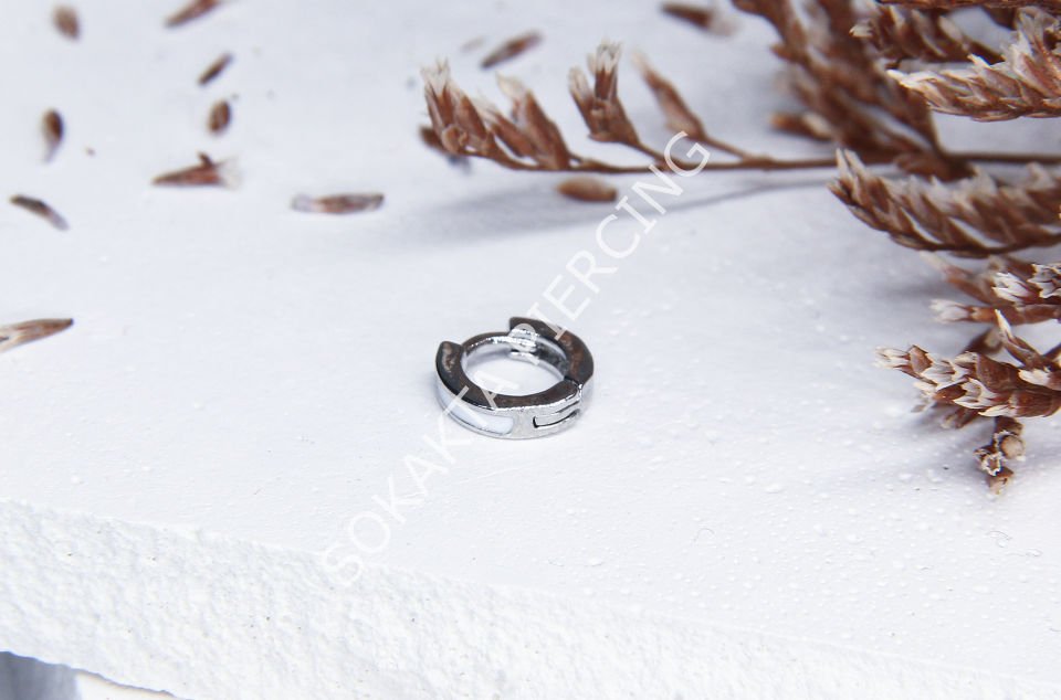 E220 - 6MM TRAGUS HALKA