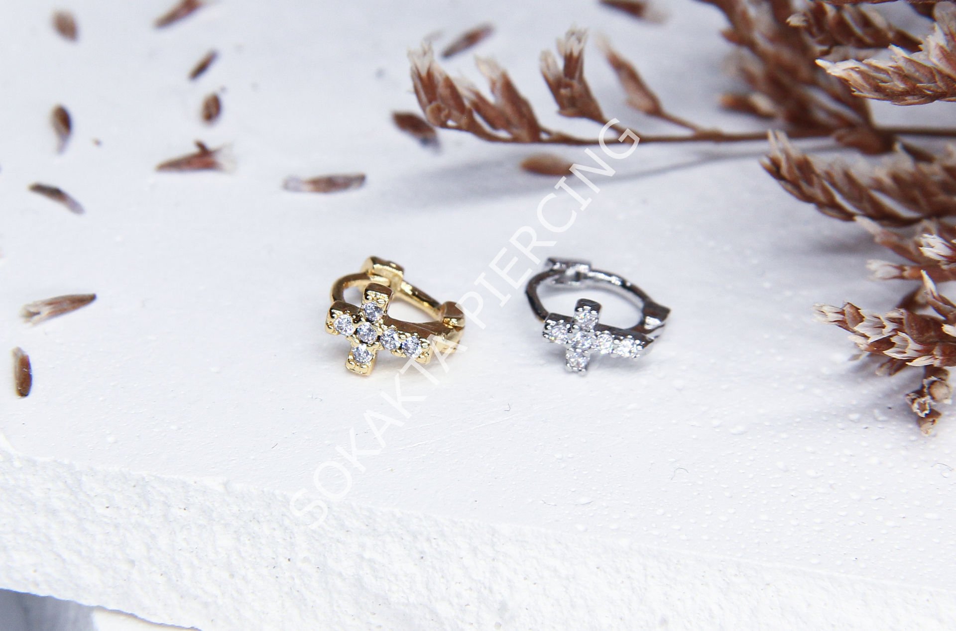 E37 - 6MM TRAGUS HALKA