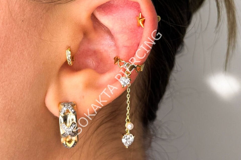 EARCUFF