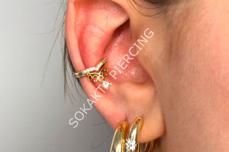 EARCUFF