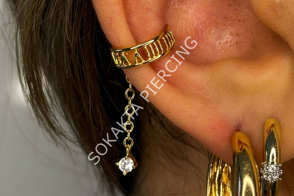 EARCUFF