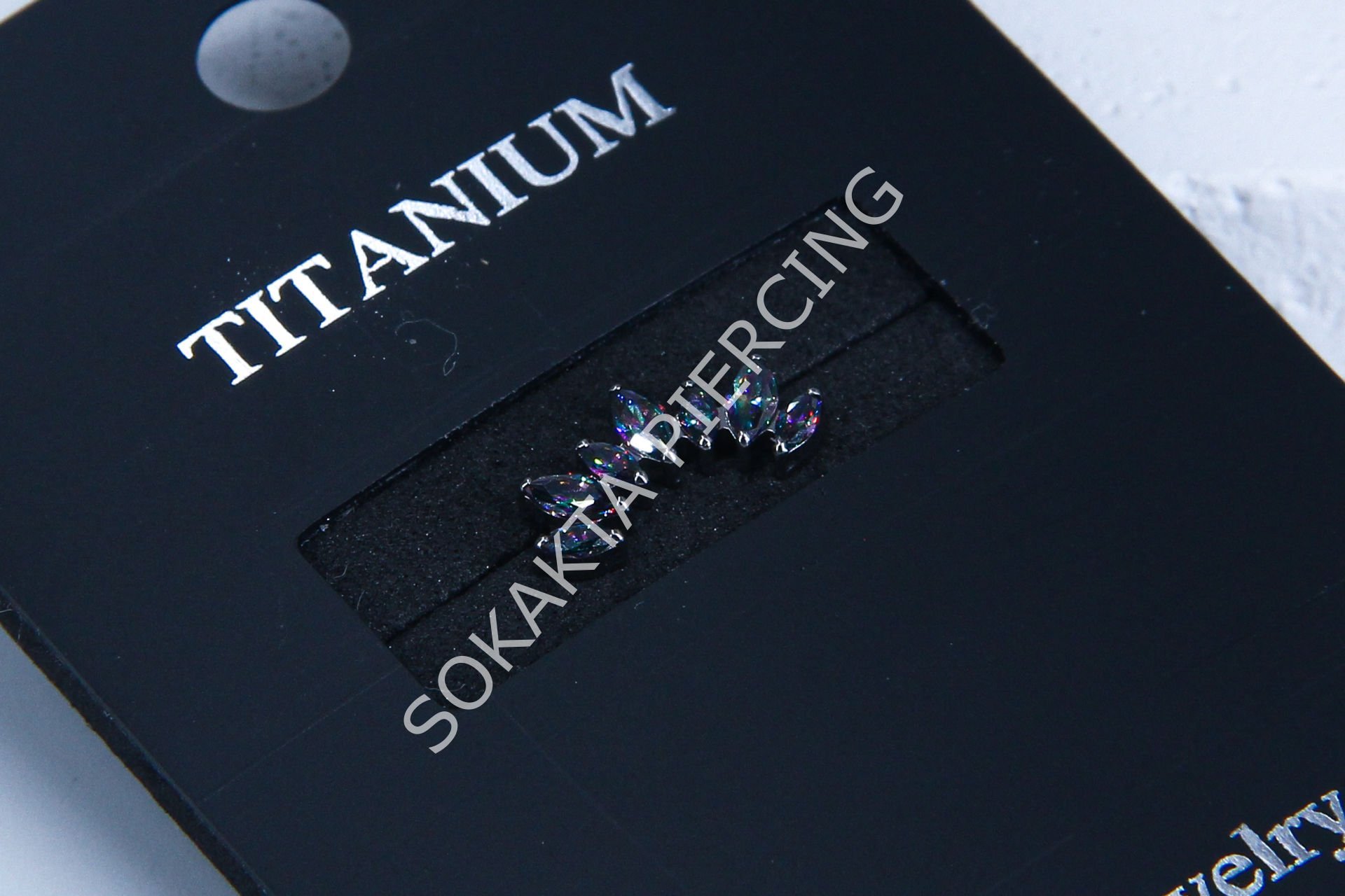 Z52 - TITANIUM TRAGUS