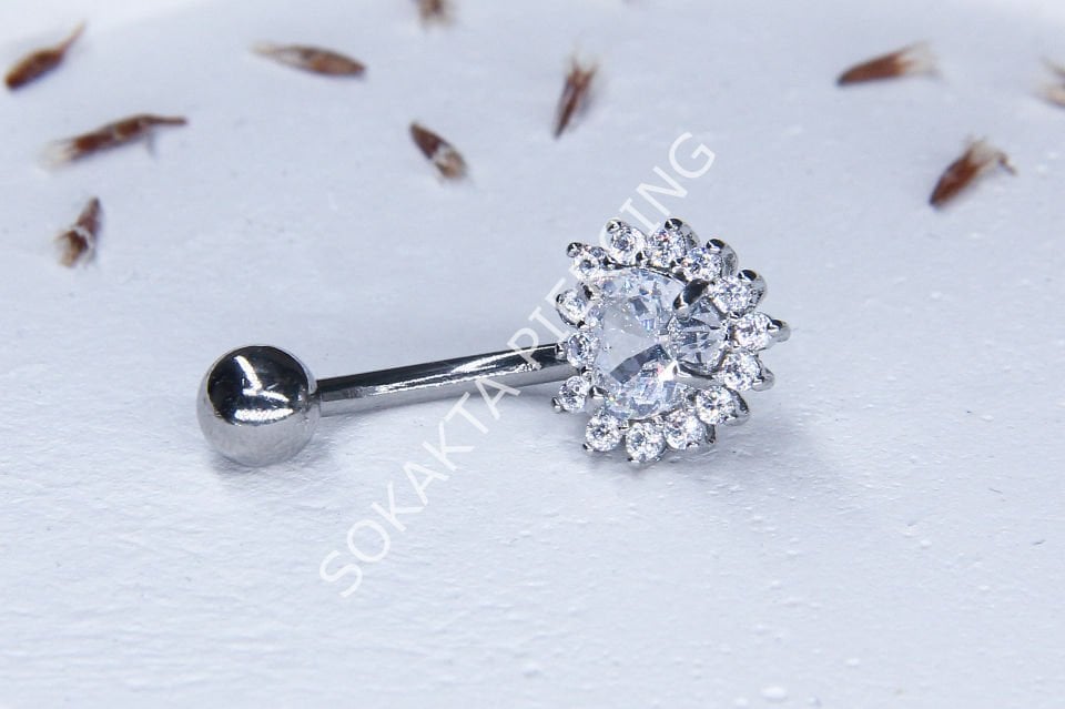 F4-5 - GÖBEK PİERCİNGİ