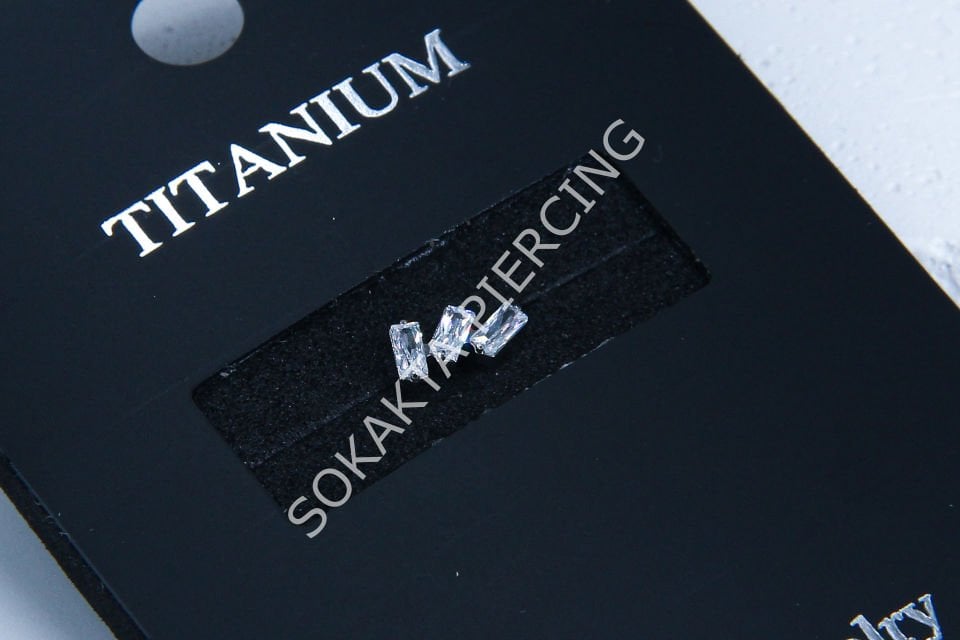 M81- TITANIUM