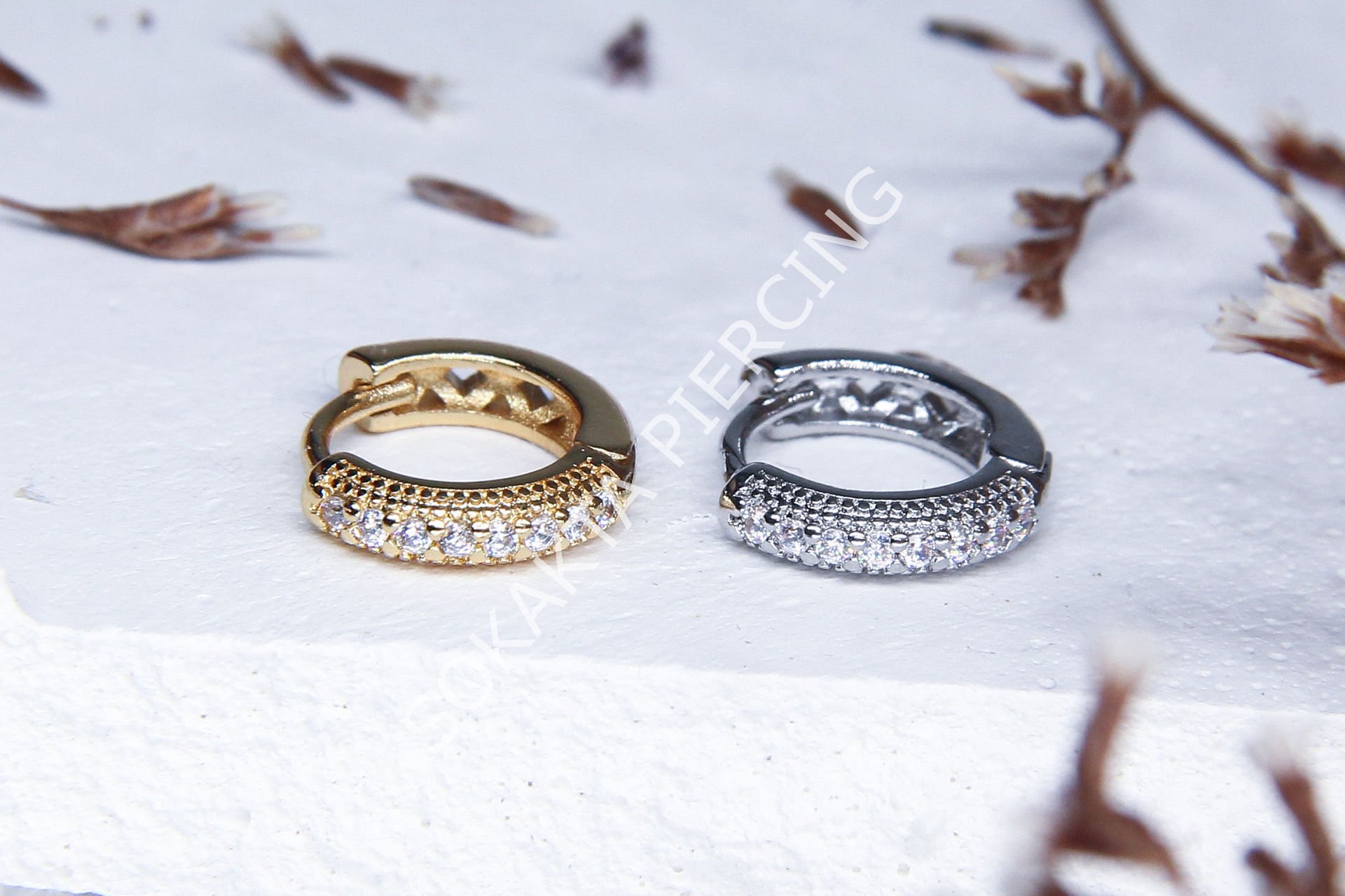 E148 - 8 MM HALKA Silver