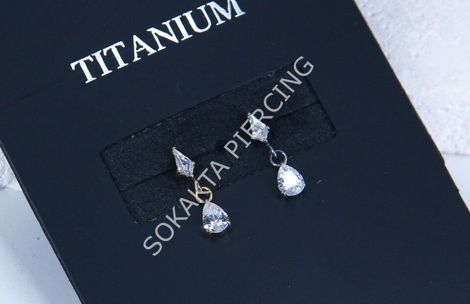 M78 - TITANIUM Silver