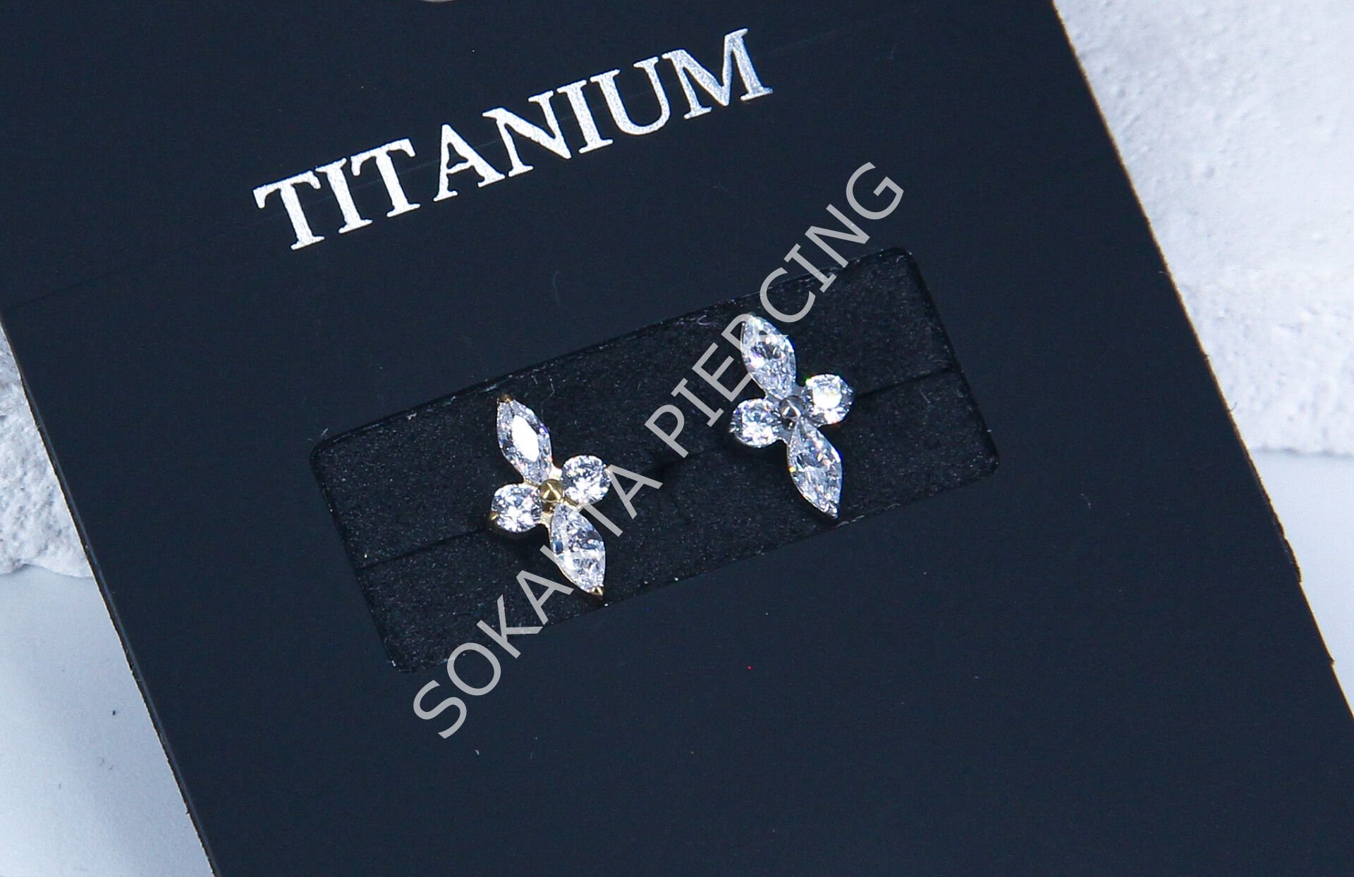 M127- TITANIUM Silver