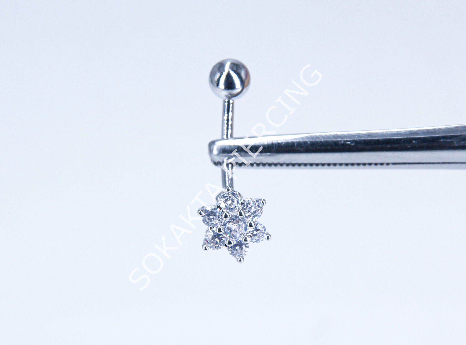 F73 - GÖBEK PİERCİNGİ