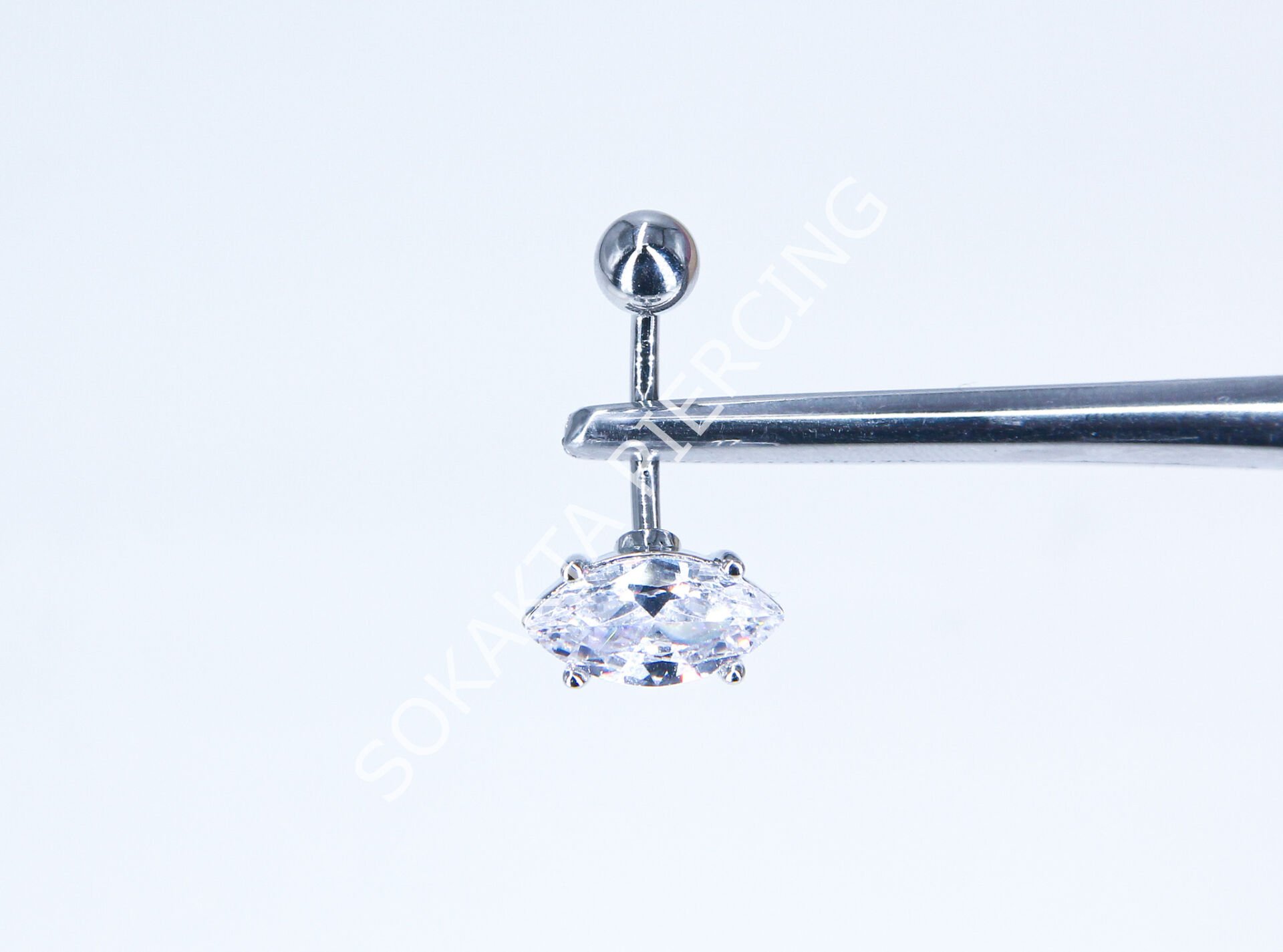 F50 - GÖBEK PİERCİNGİ