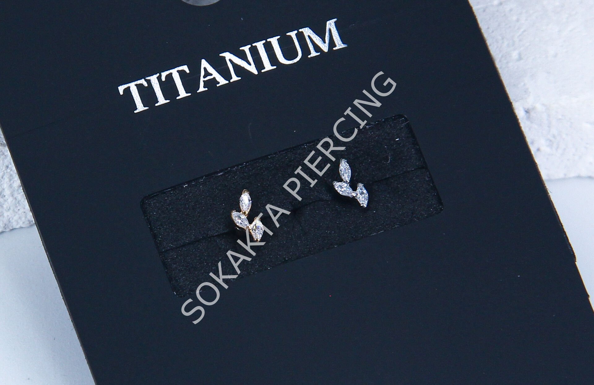 M10- TITANIUM Gold