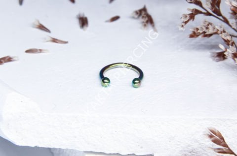 8 MM TOPLU YARIM HALKA PİERCİNG