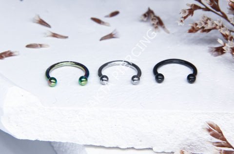 8 MM TOPLU YARIM HALKA PİERCİNG