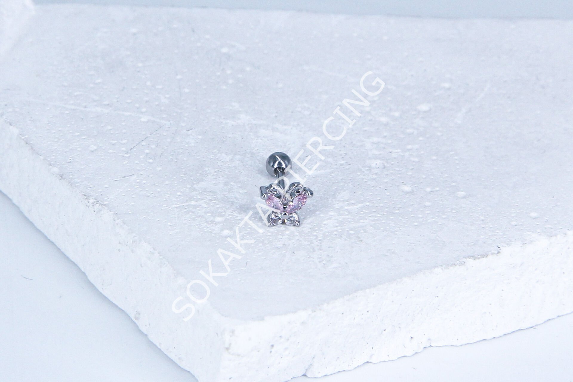 B38 - TRAGUS Silver